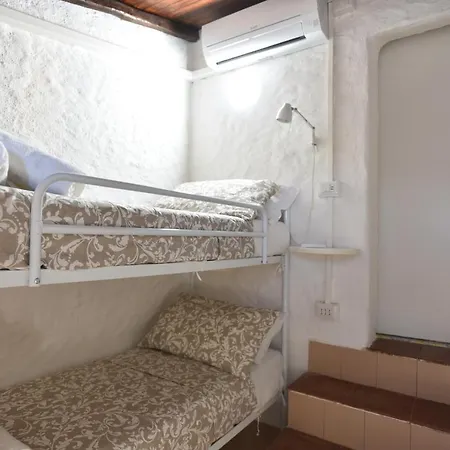 La Roccia Del Poggio Holiday home *